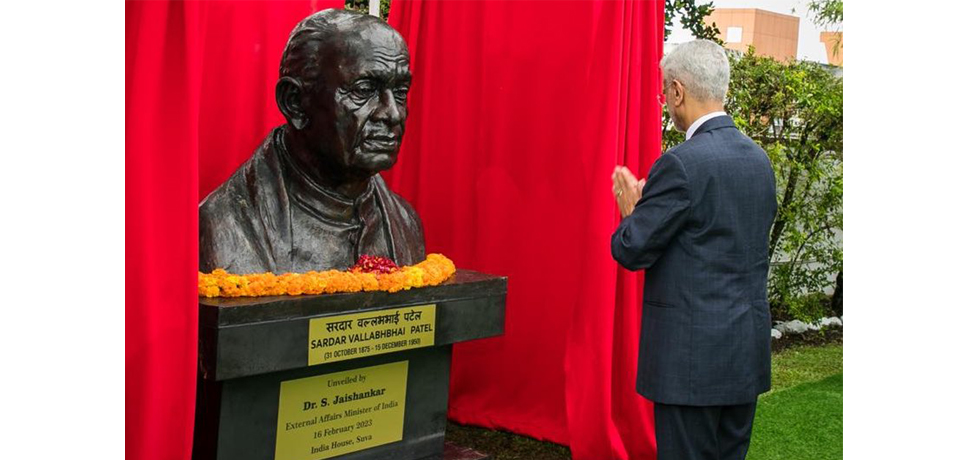 Hon. EAM Dr. S. Jaishankar unveiled the bust of Sardar Vallabhai Patel on 16.02.2022 at the India House in Suva.